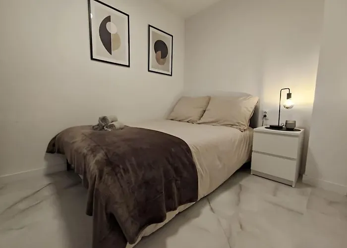 Casa Black & White Apartment *