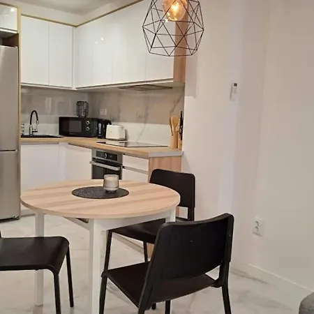 Casa Black & White Apartment